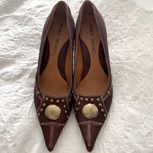 Jessica Bennett Nubuck leather Gold Stud on Shoe - Brand New Size 8.